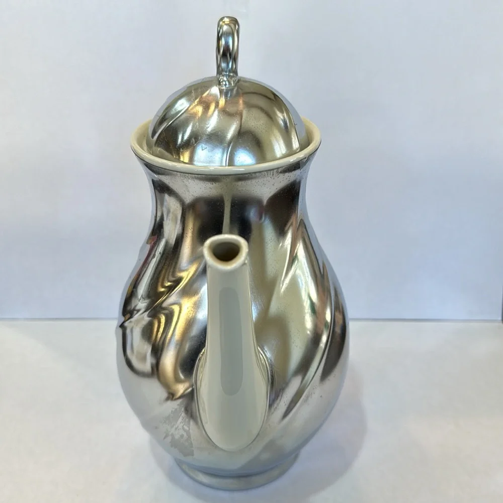 FEINSILBER SILVER CREAM PORCELAIN UNIQUE TEA POT SILVER METAL‎